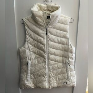 Under armour white puffer vest size medium